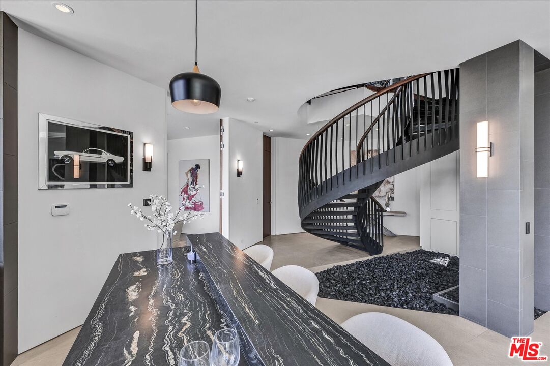 MLS #25560901 image #48