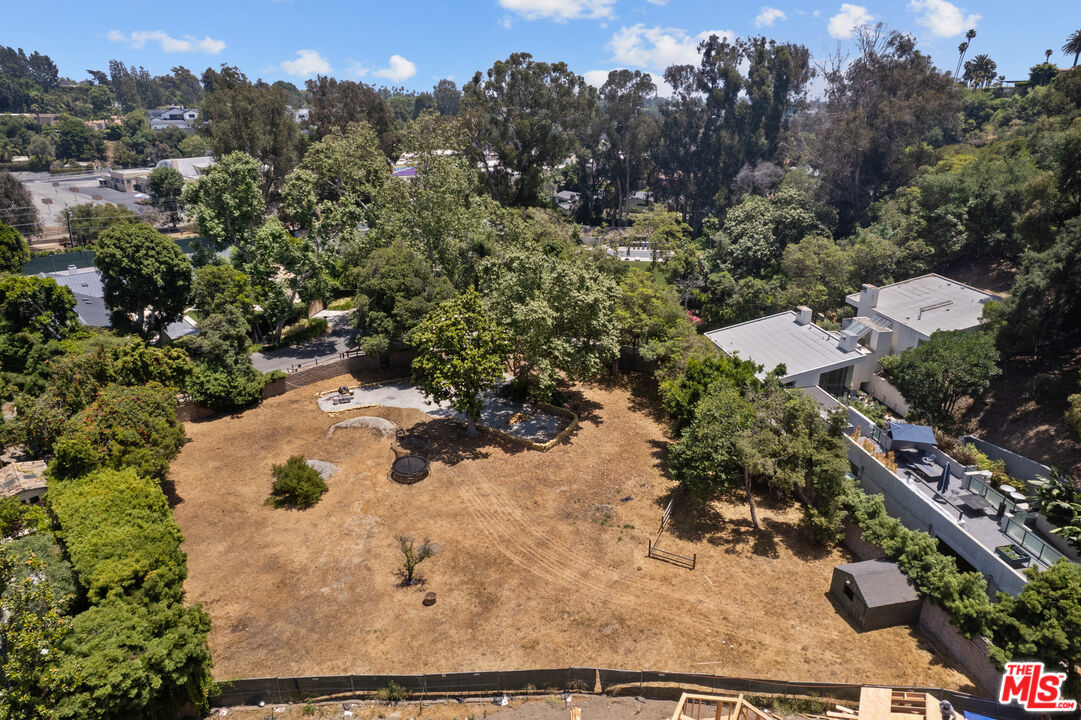 MLS #25560945 image #0