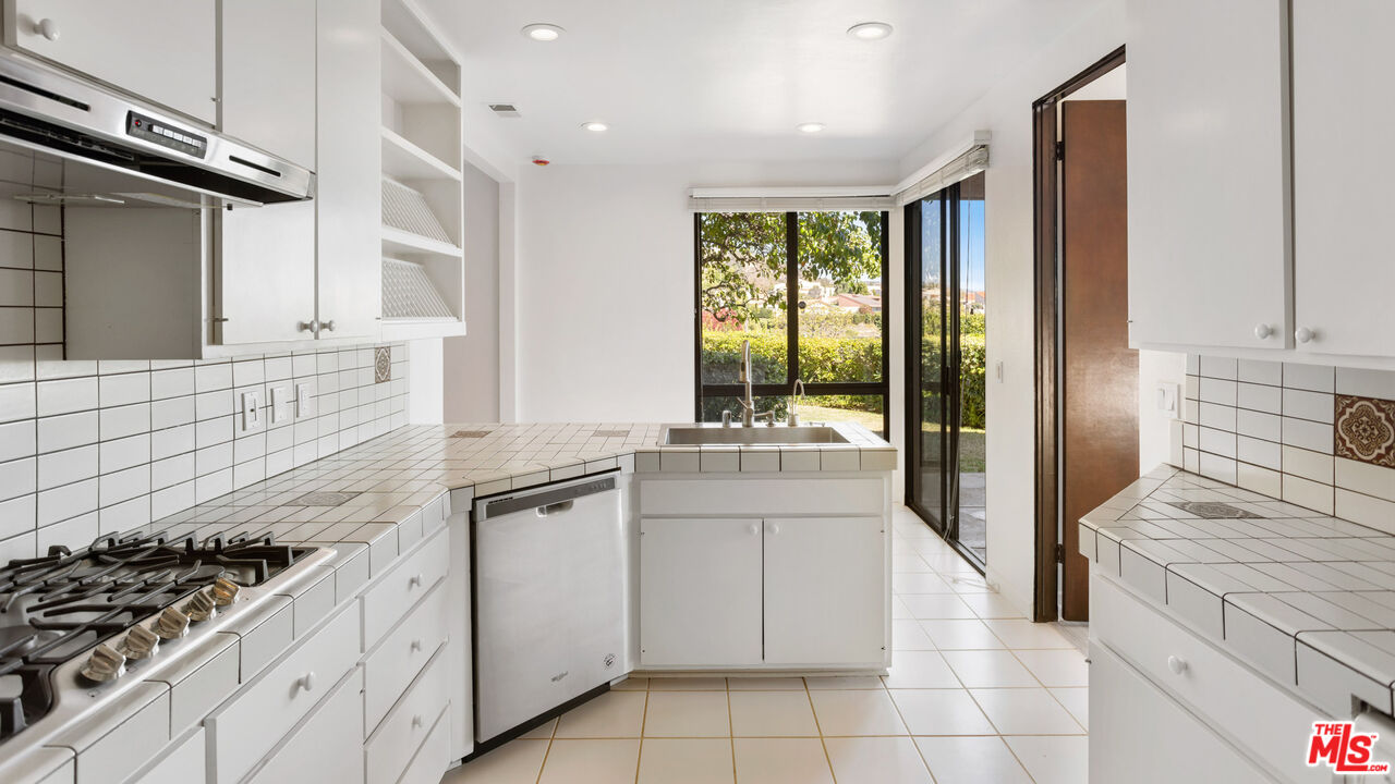 MLS #25561033 image #12