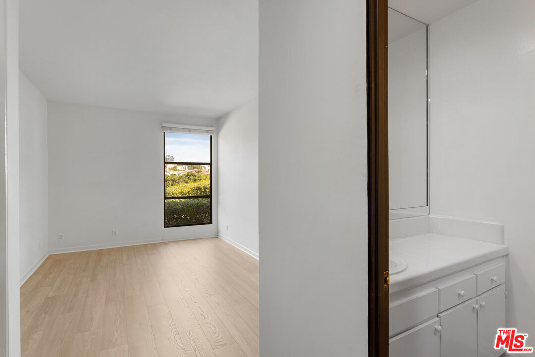 MLS #25561033 image #19