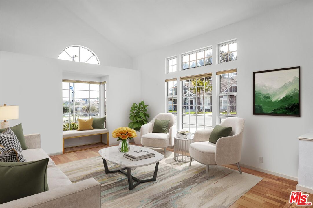 MLS #25561105 image #2