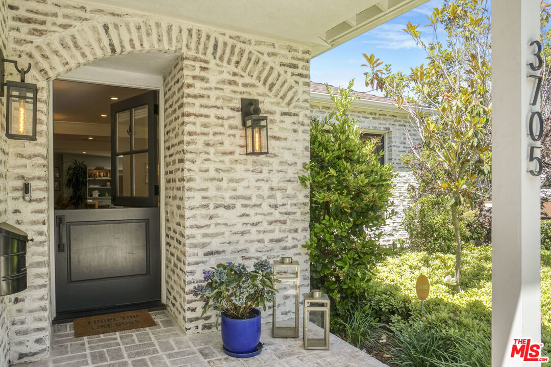 MLS #25561253 image #2