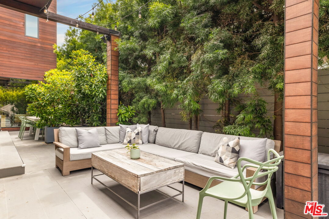 MLS #25561279 image #17