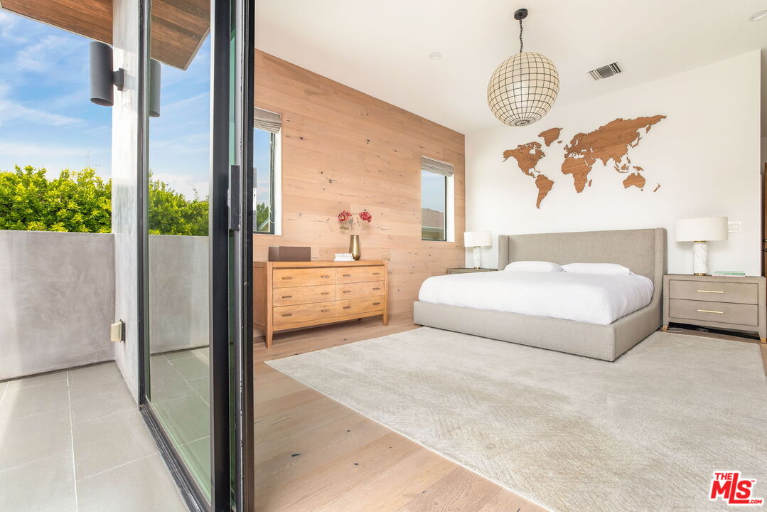 MLS #25561279 image #24