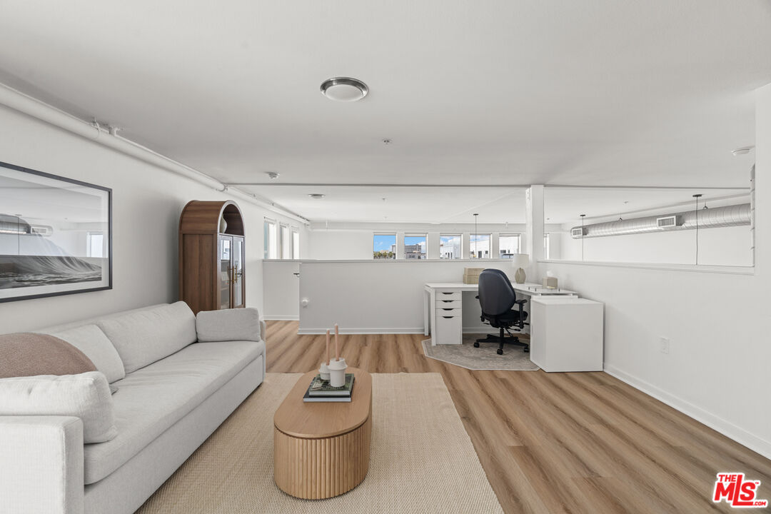 MLS #25561317 image #18