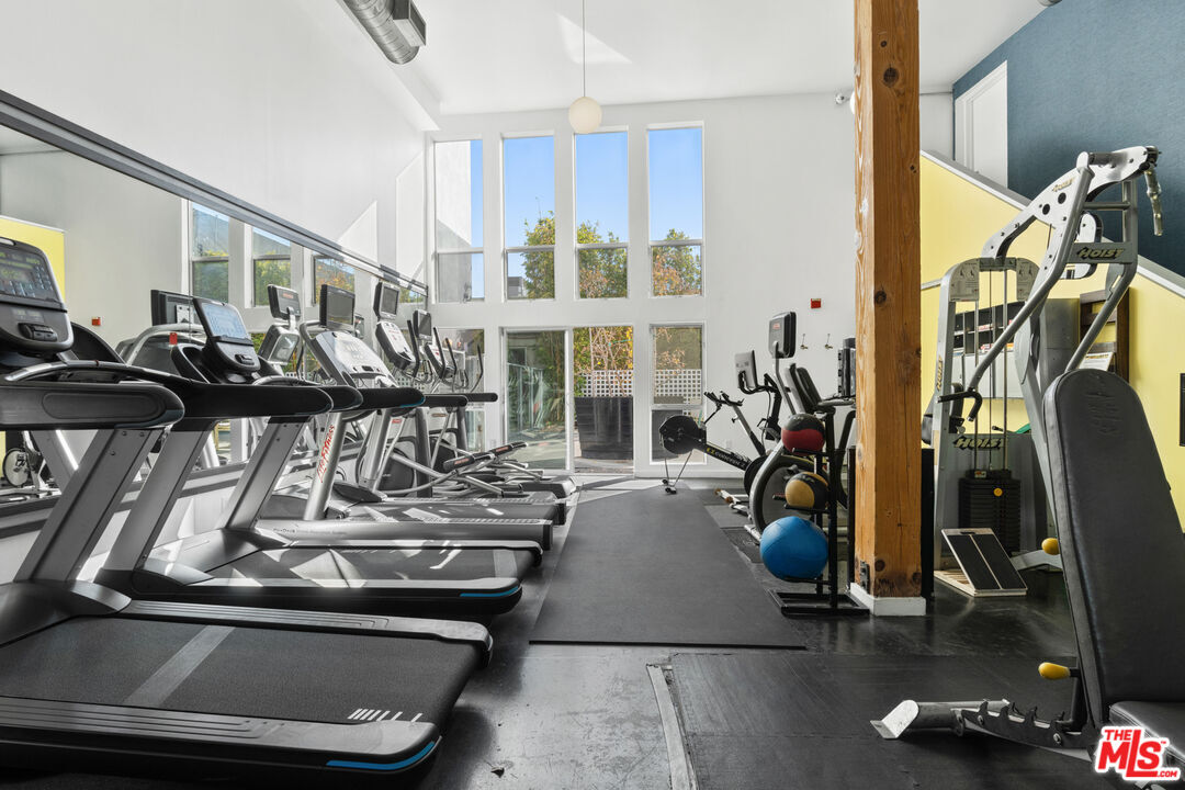 MLS #25561317 image #23