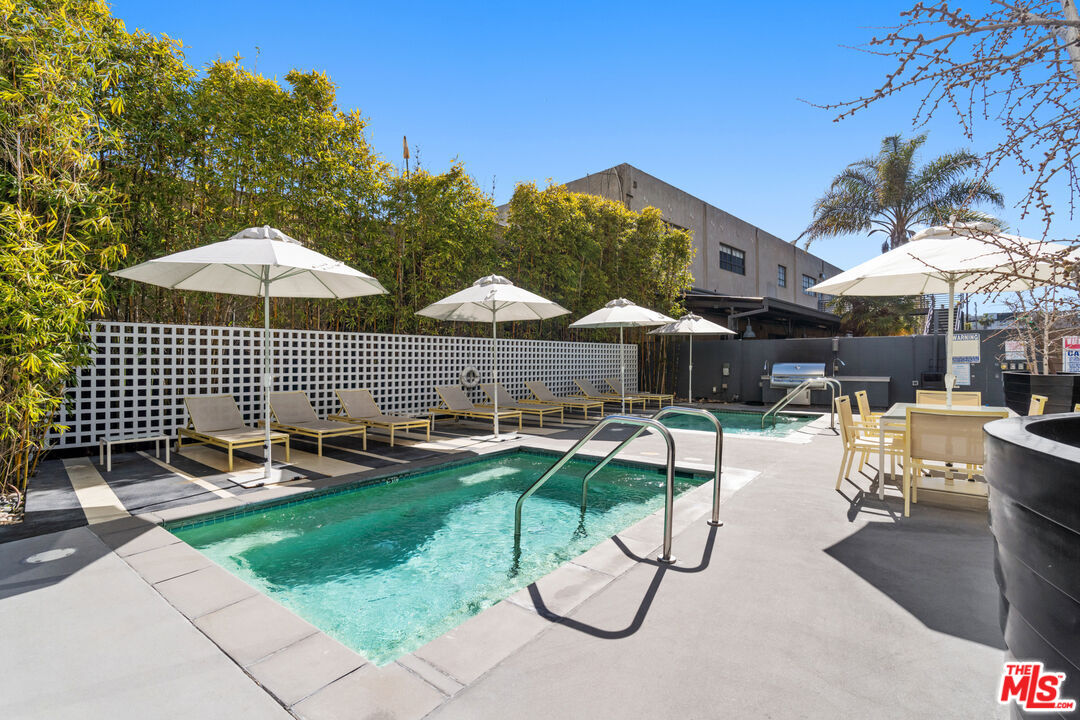 MLS #25561317 image #24