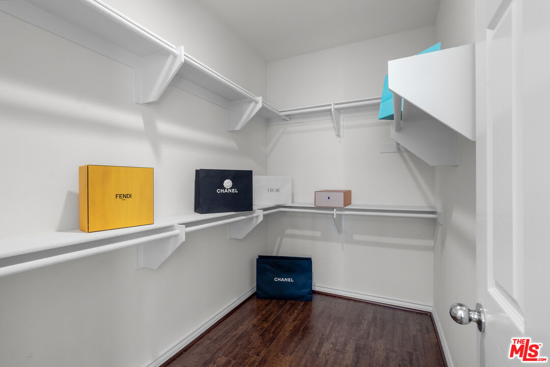 MLS #25561323 image #10