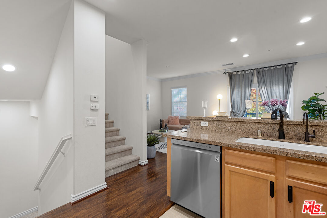 MLS #25561323 image #18