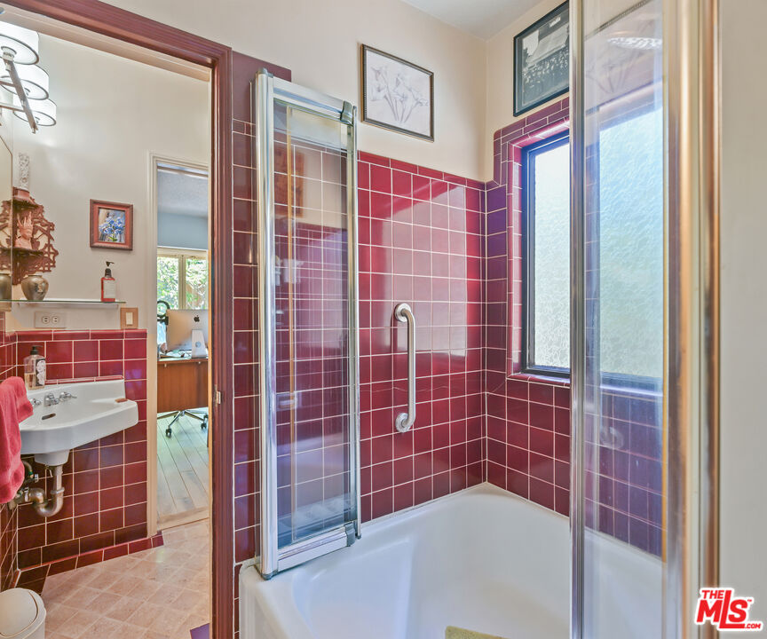 MLS #25561337 image #15