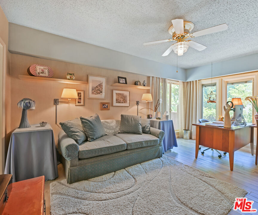 MLS #25561337 image #17