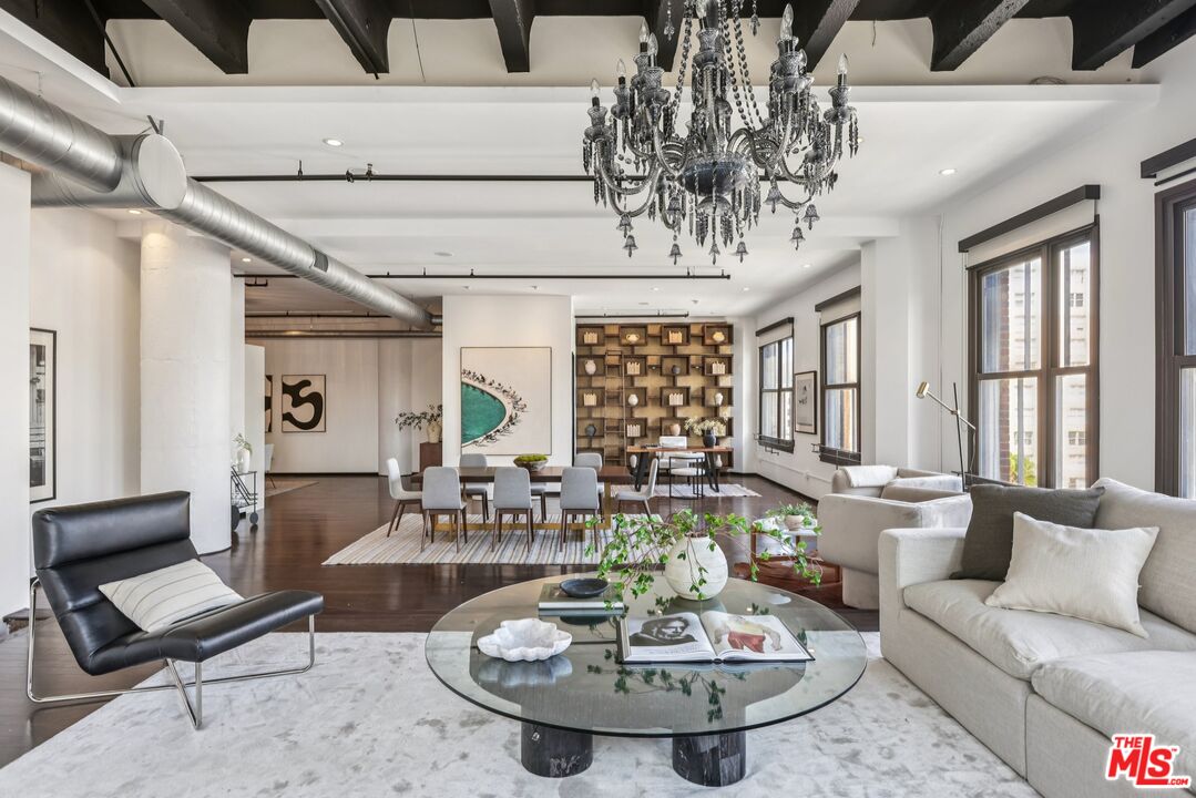 MLS #25561369 image #10