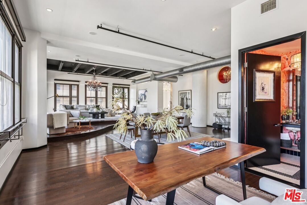 MLS #25561369 image #18