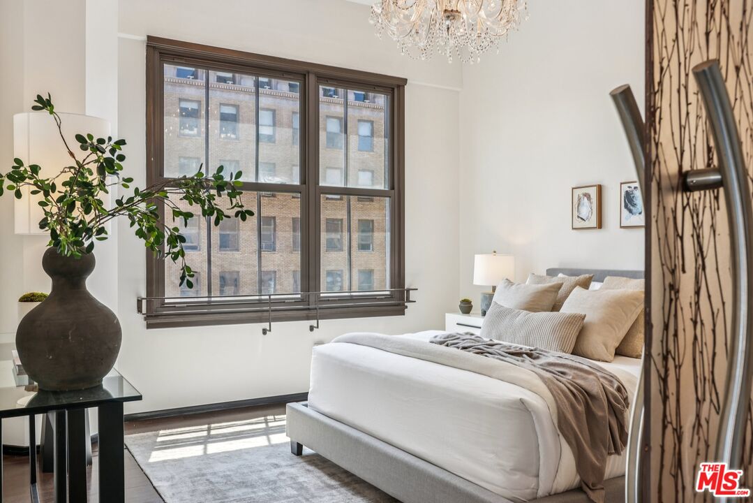 MLS #25561369 image #21