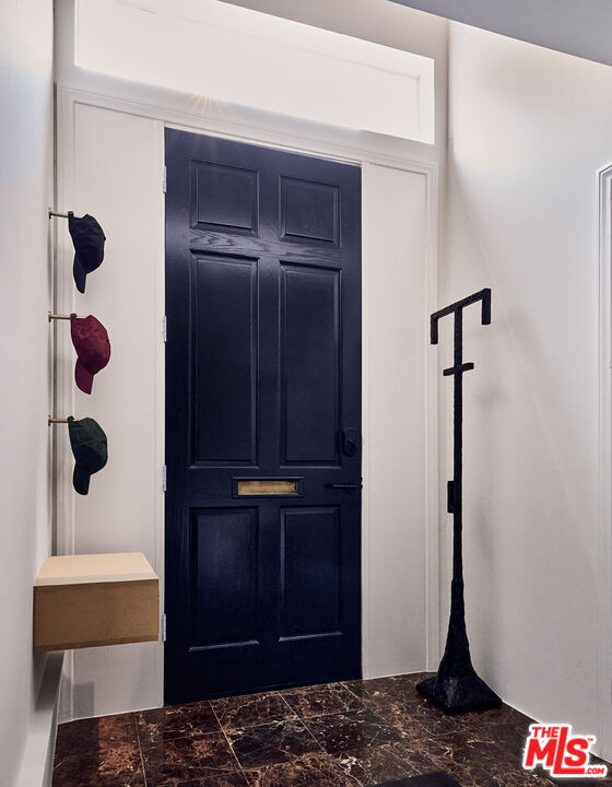 MLS #25561391 image #2