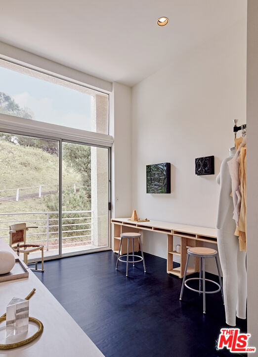 MLS #25561391 image #0