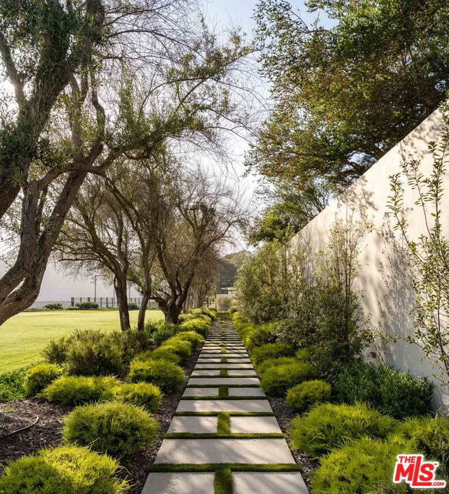 MLS #25561595 image #26