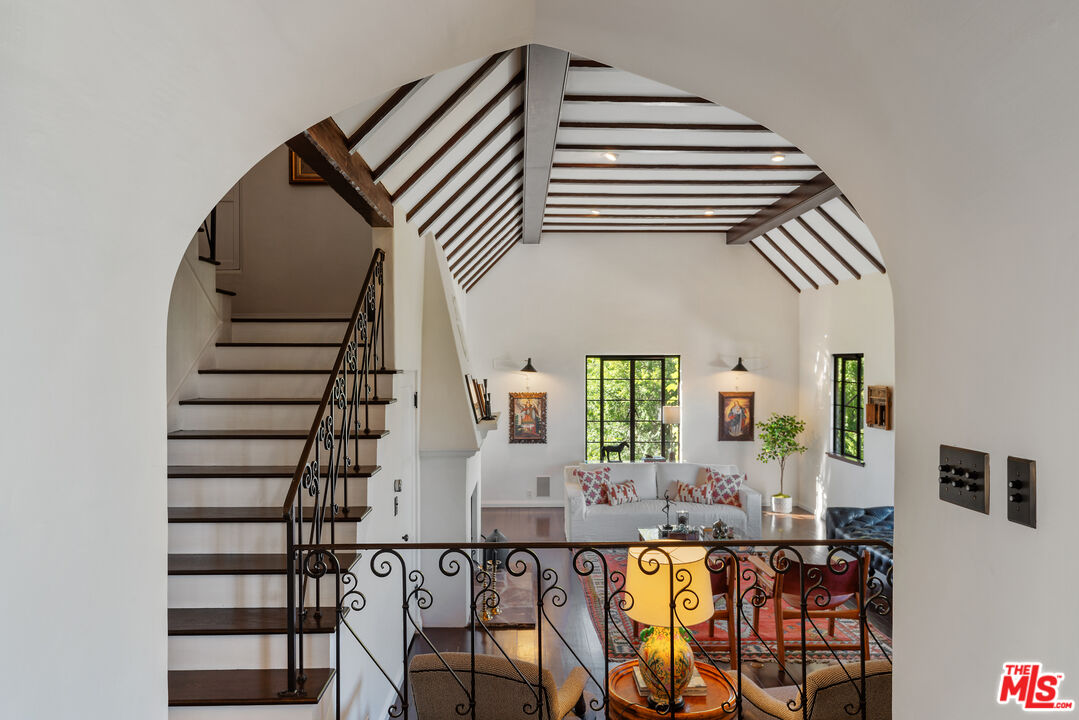 MLS #25561659 image #10