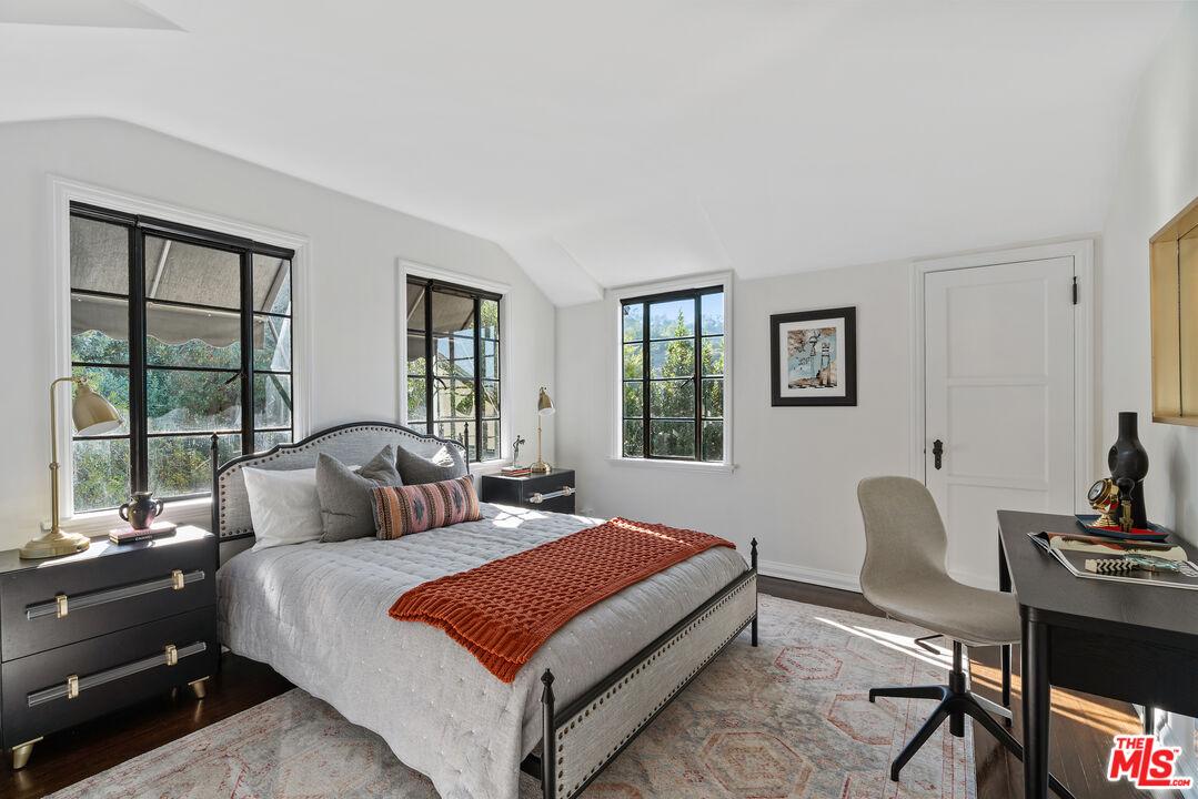 MLS #25561659 image #30