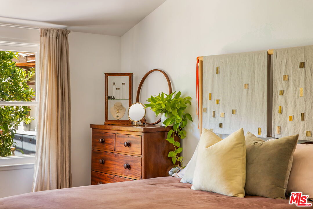 MLS #25561873 image #15