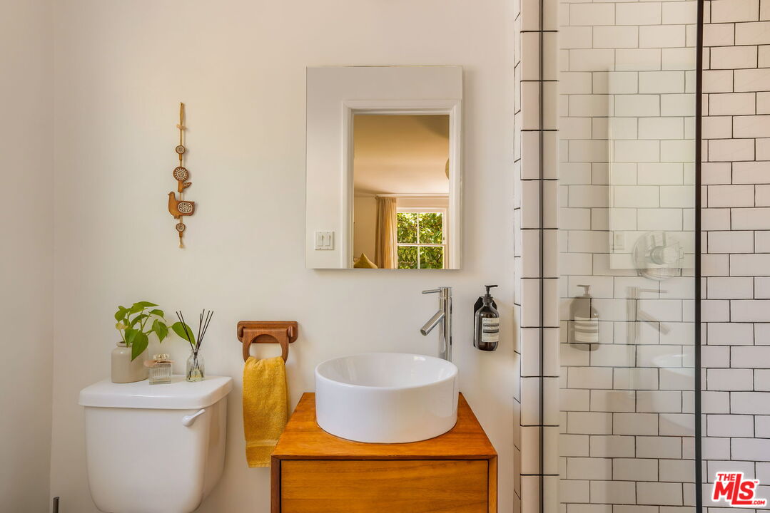 MLS #25561873 image #16