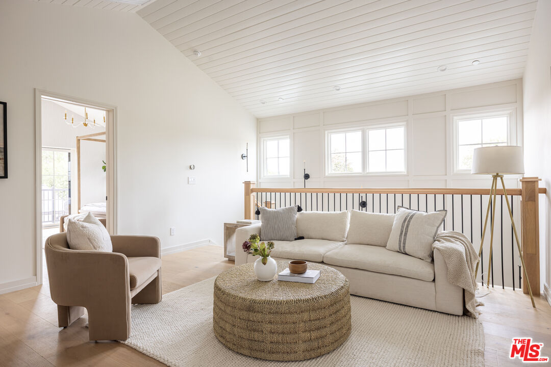 MLS #25562031 image #13