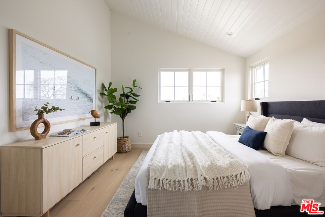 MLS #25562031 image #20