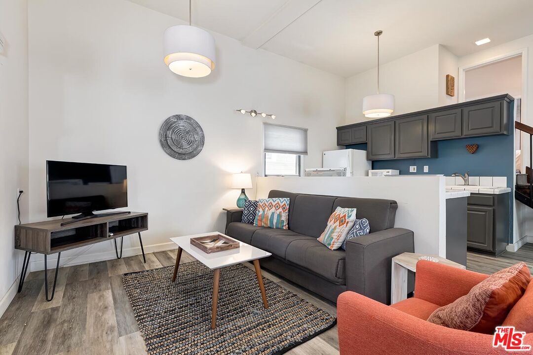 MLS #25562103 image #26