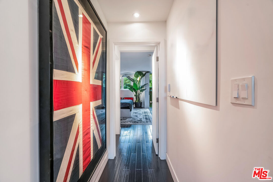 MLS #25562129 image #22