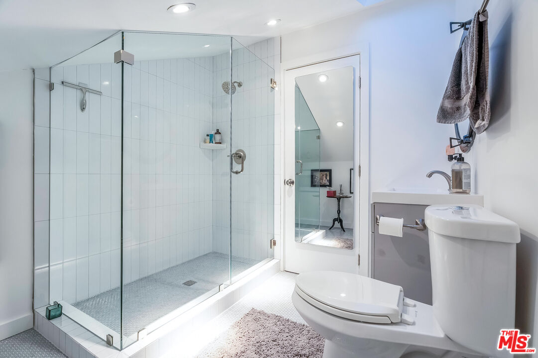 MLS #25562129 image #30