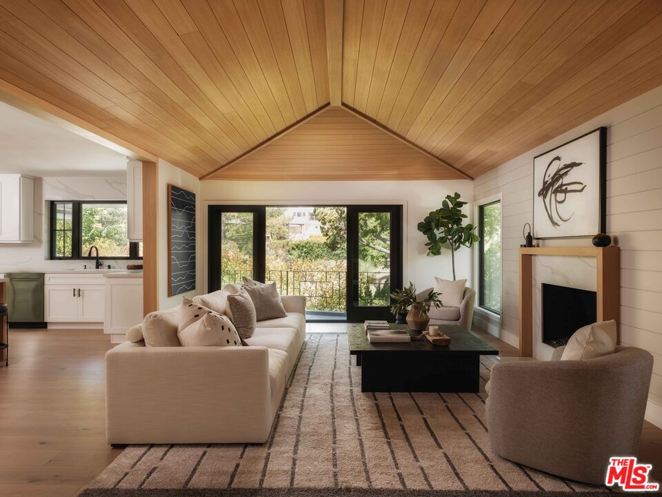 MLS #25562173 image #3