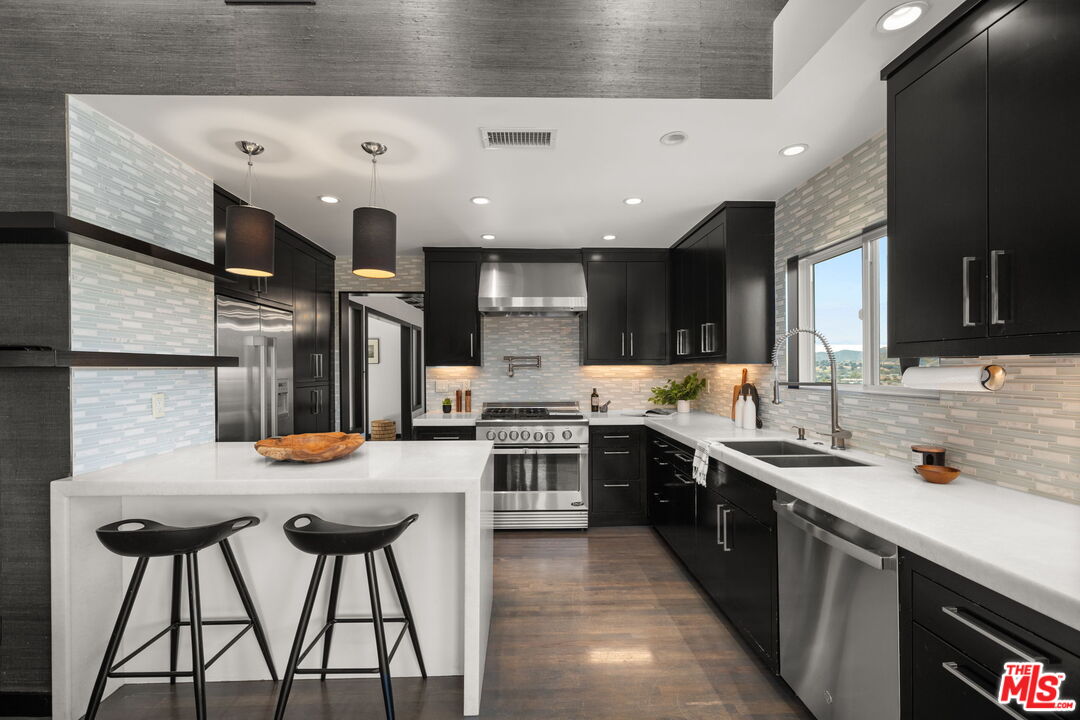 MLS #25562301 image #12