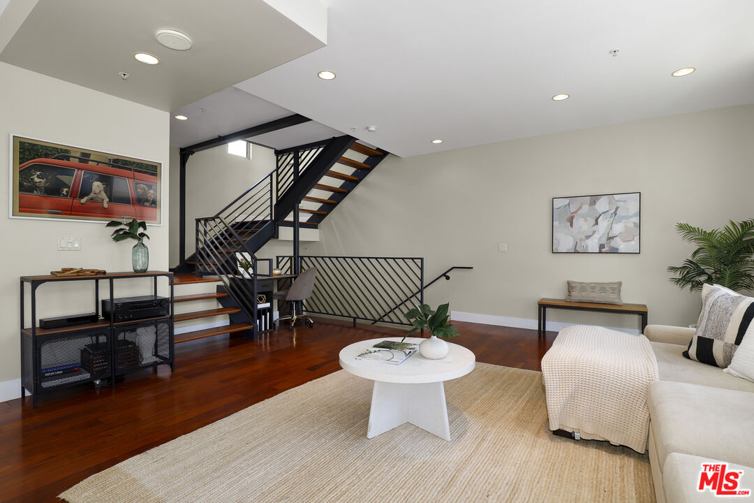 MLS #25562321 image #12