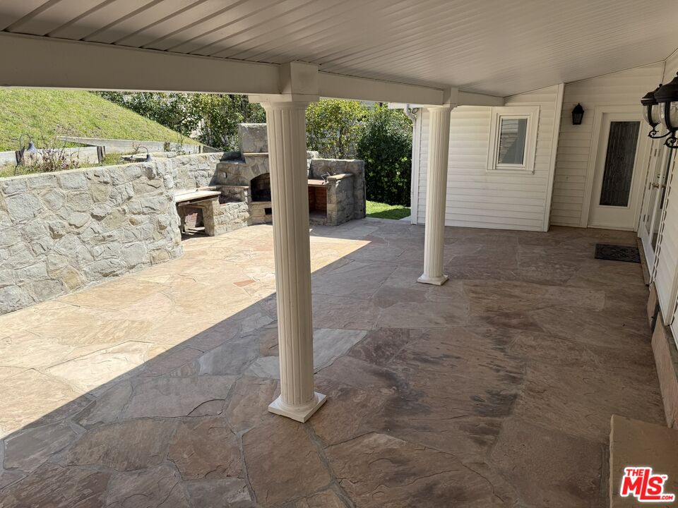 MLS #25562437 image #1