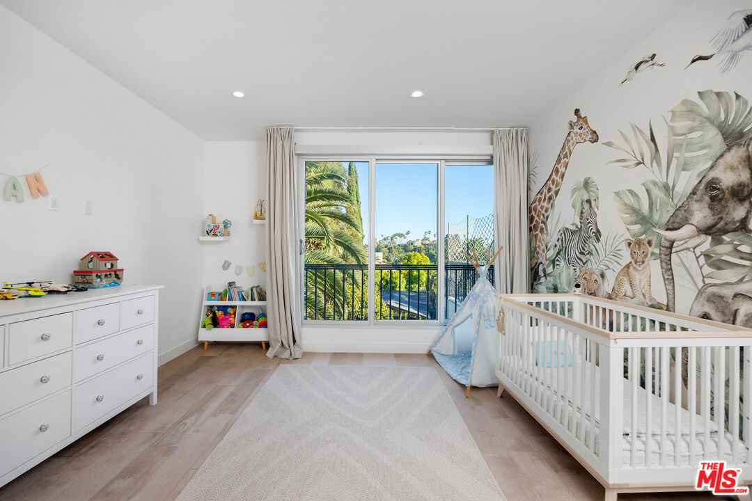 MLS #25562445 image #15