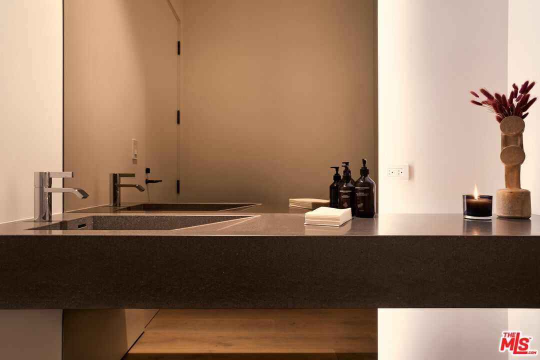 MLS #25562489 image #1