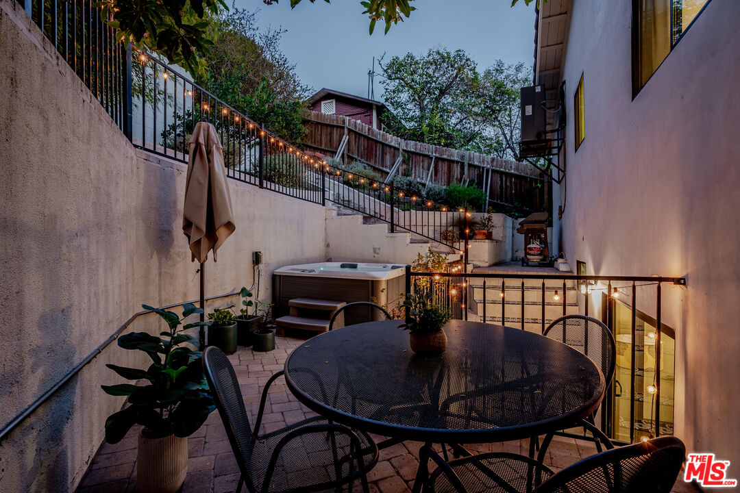 MLS #25562537 image #21