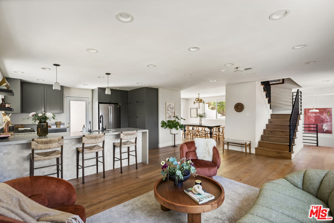 MLS #25562665 image #1