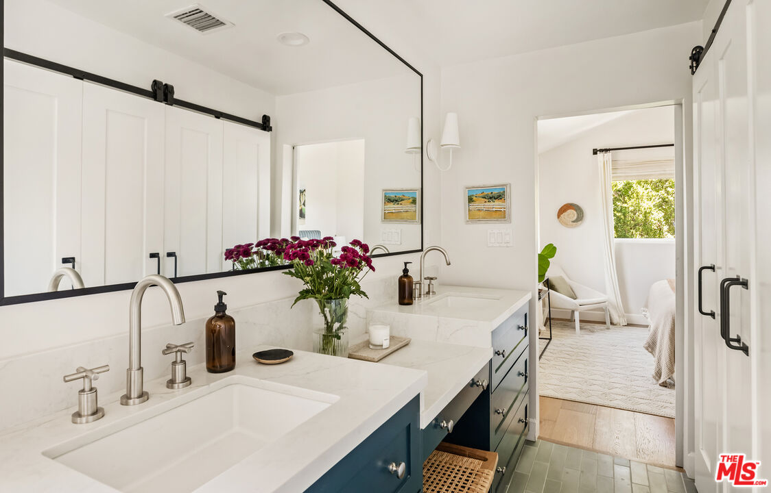 MLS #25562665 image #22