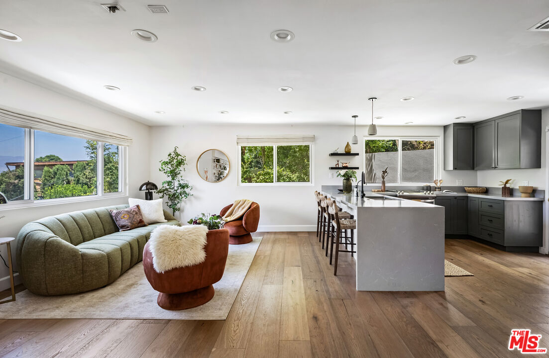 MLS #25562665 image #3