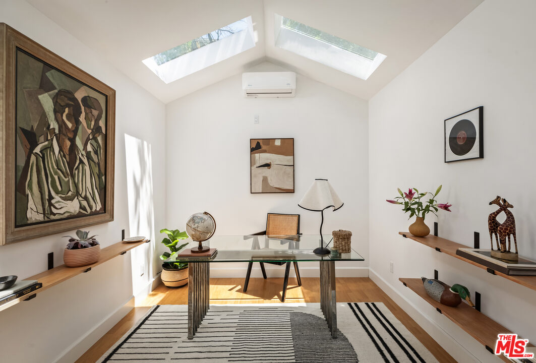 MLS #25562665 image #4