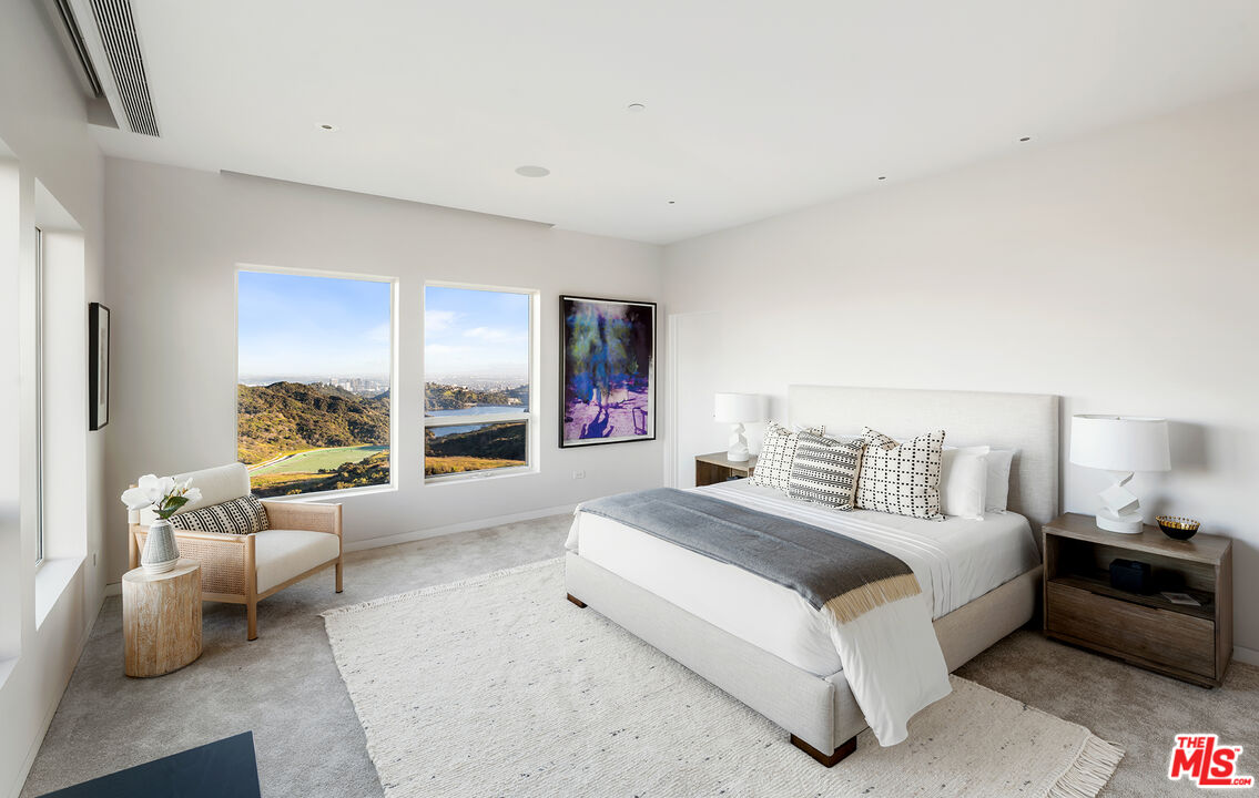 MLS #25562853 image #23