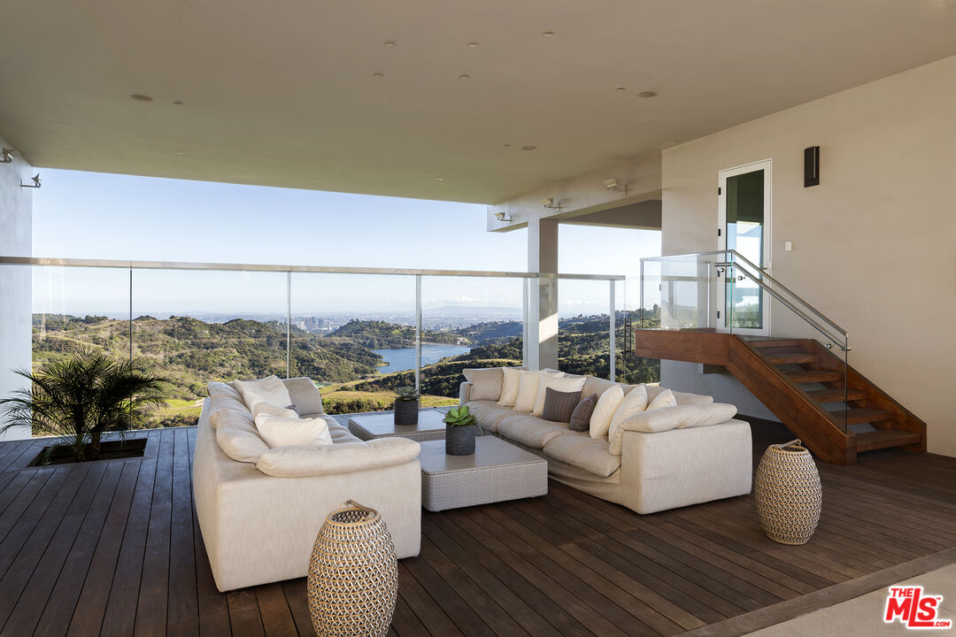 MLS #25562855 image #56