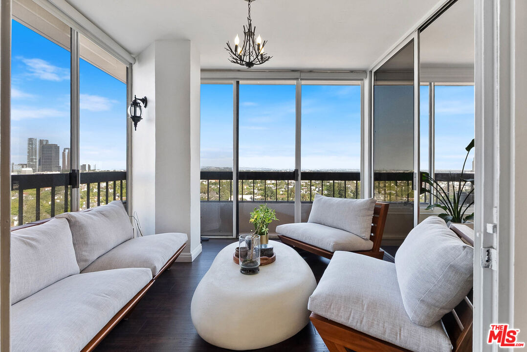 MLS #25562973 image #15