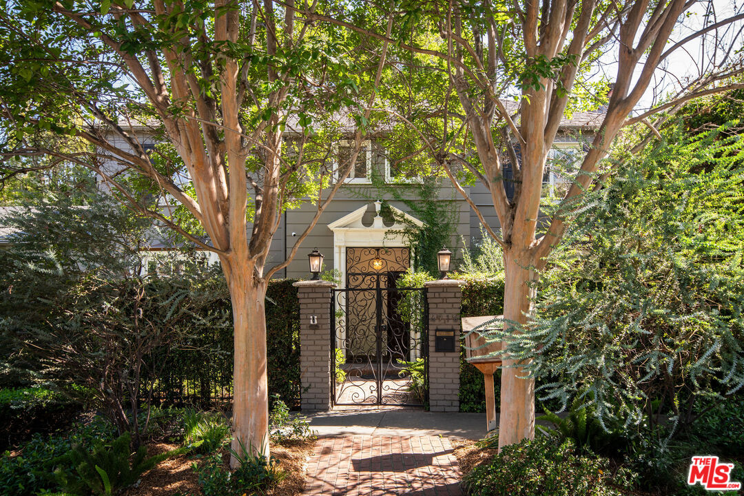 MLS #25563169 image #0