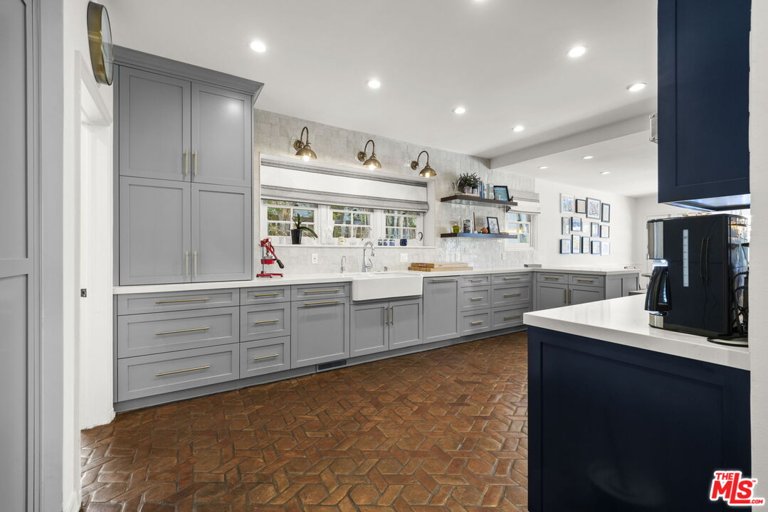 MLS #25563313 image #15