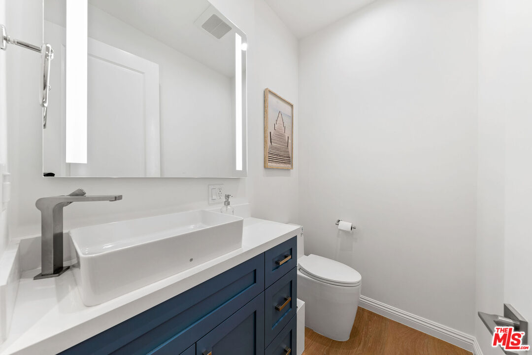 MLS #25563815 image #16