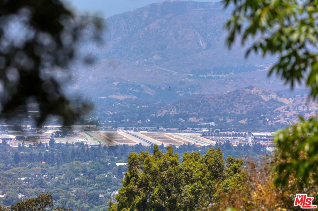 MLS #25563837 image #21