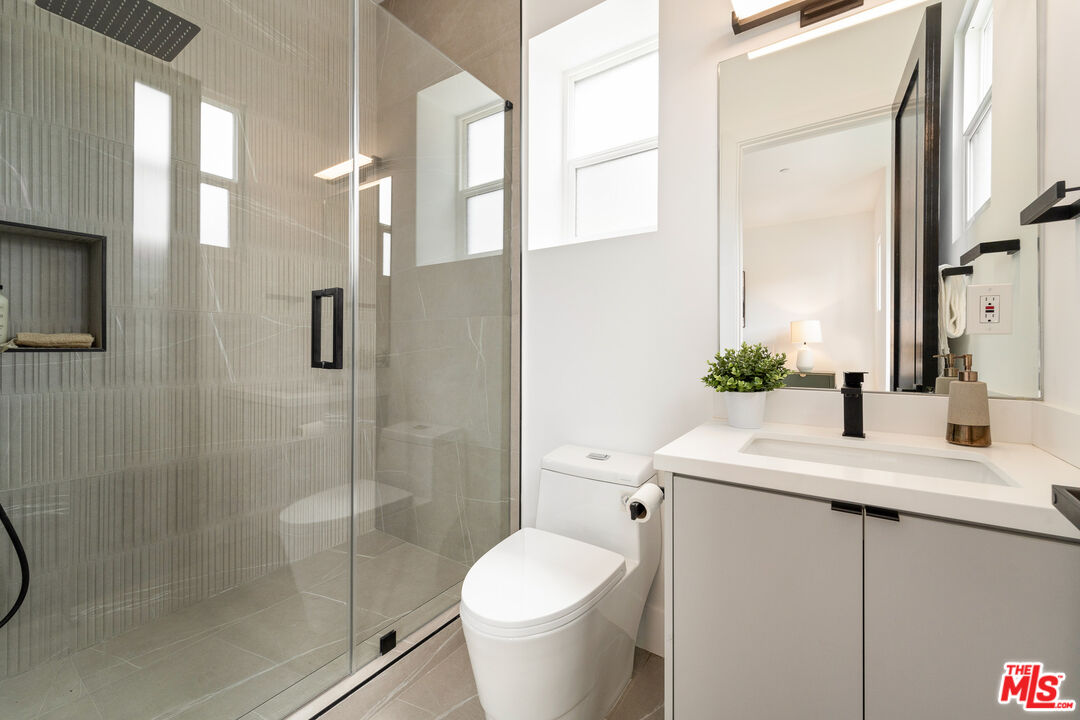 MLS #25563891 image #15