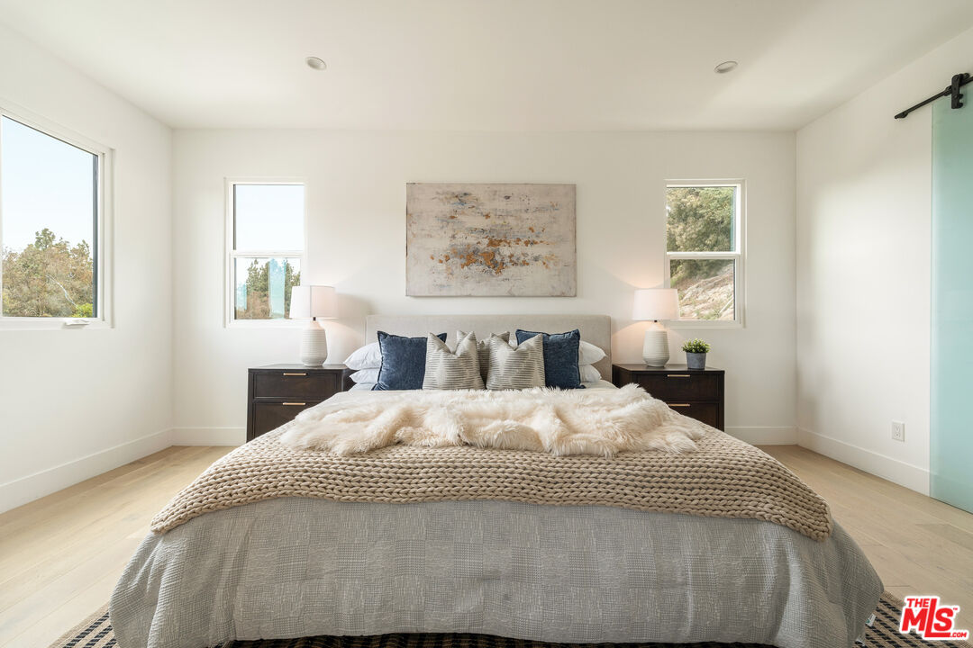 MLS #25563891 image #17